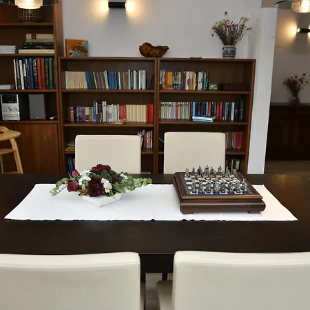 Gaestehaus Eifelsteig 3*