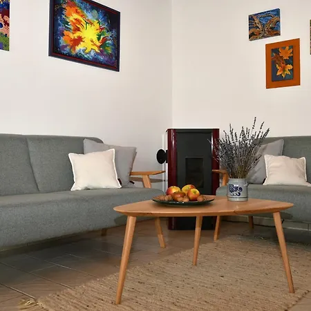 بيت ضيافة Gaestehaus Eifelsteig