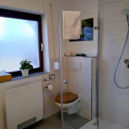 Gaestehaus Eifelsteig 3*