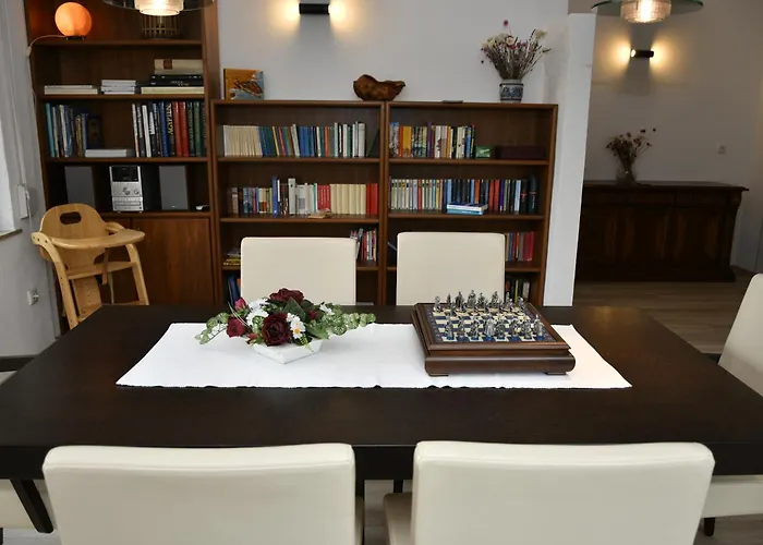 Gaestehaus Eifelsteig 3*